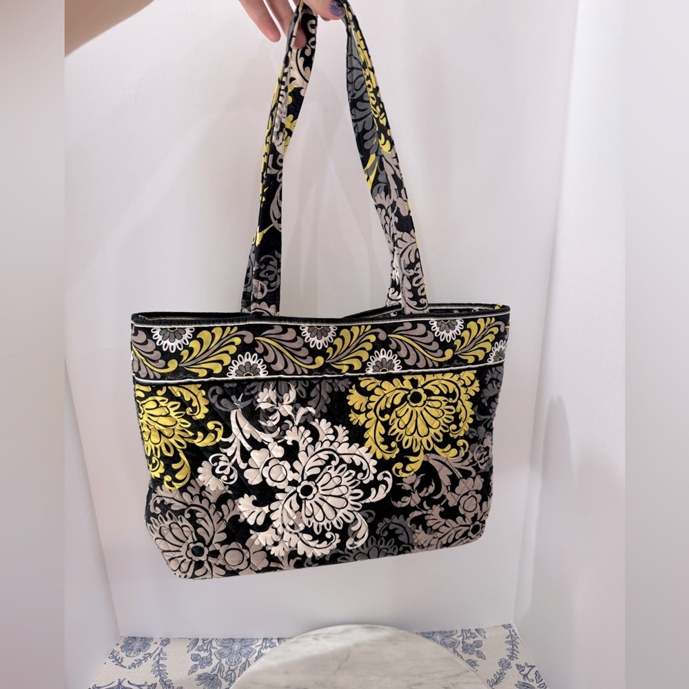 Vera Bradley Floral Tote Bag Black, Yellow, Cream with matching coin purse - Picture 1 of 10
